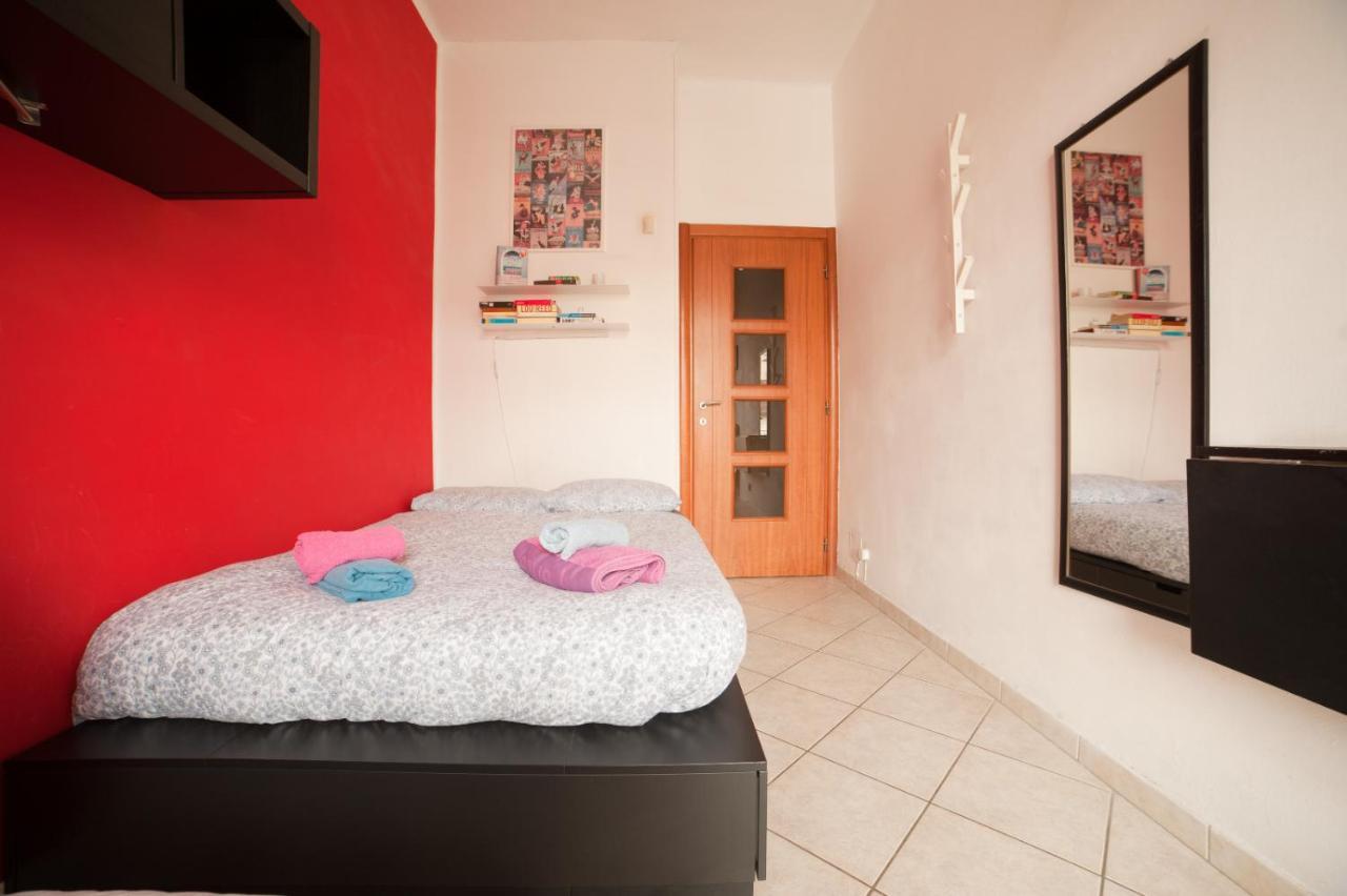 Stanza Privata In Casa Condivisa - Private In Shared