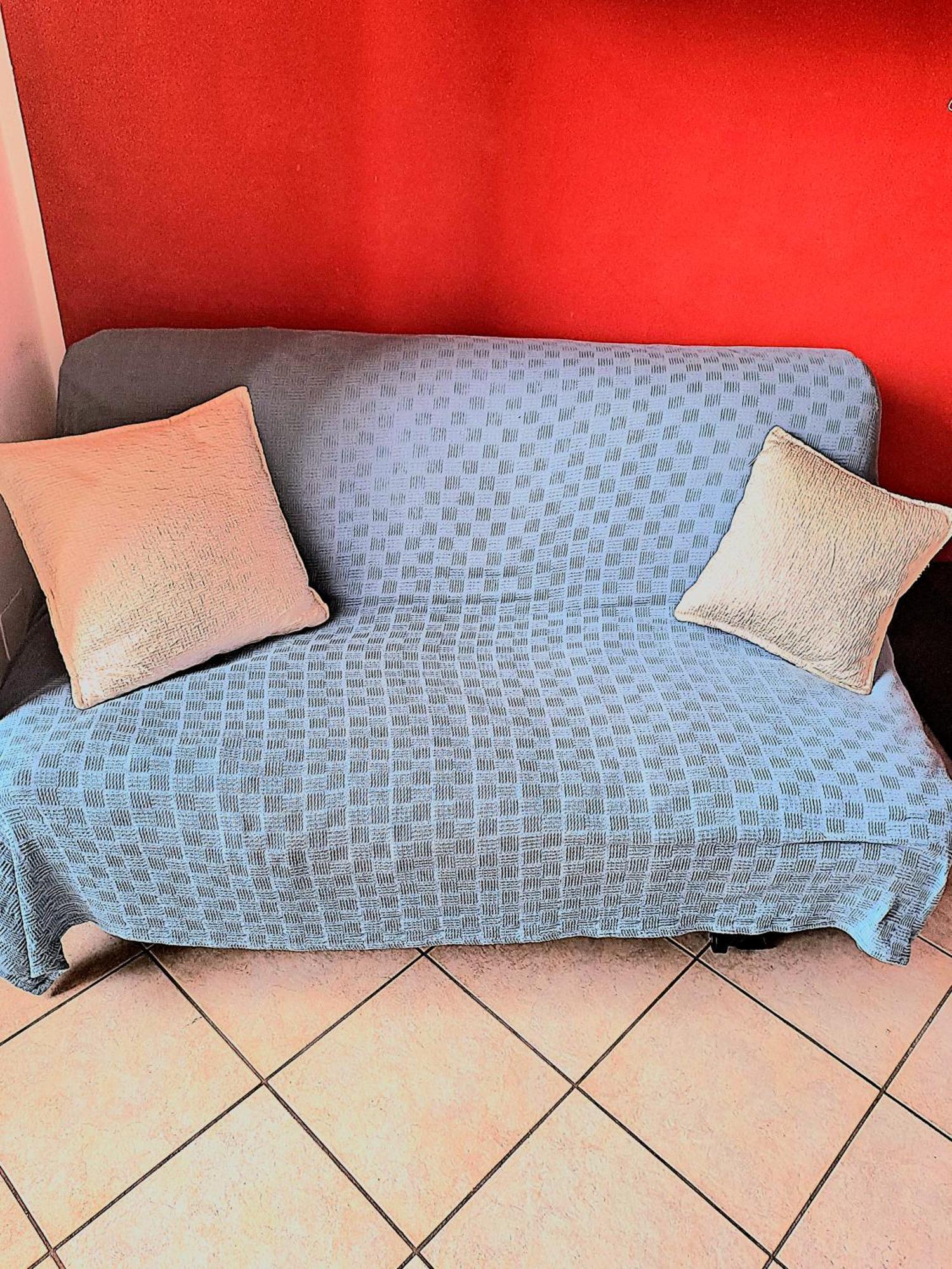 Cozy Stanza Close Center In A Family House Stanza In Condiviso Noi Viviamo In Casa Stanza In Affitto